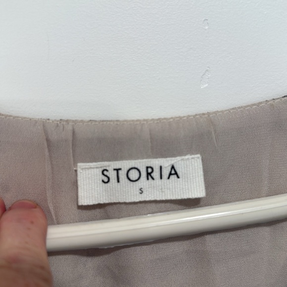 Storia Ricki Print Midi Dress Gray Beige Ruffle Long Sleeve Size Small - Picture 6 of 10